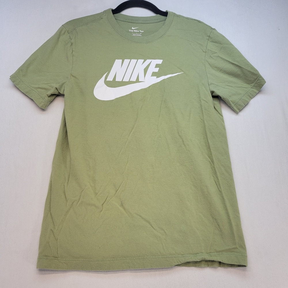 Nike Graphic T-Shirt Mens Small Green Logo The Nike Tee Short Sleeve Crewneck